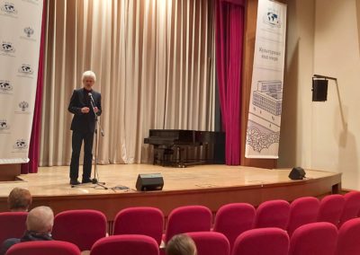 8 декабря 2021 г., в Парчовом зале Библиотеке иностранной литературы состоялось открытие выставки книг, посвященных освоению Арктики.