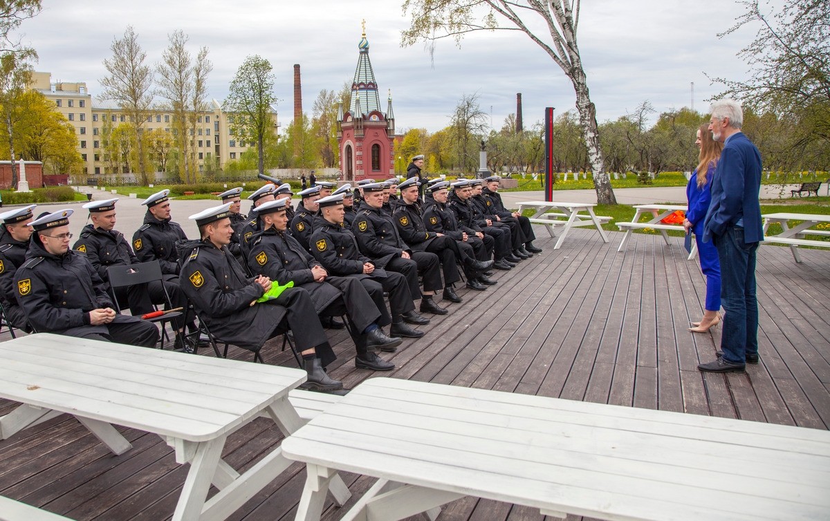 Показы Дня полярного кино продолжились вчера в Кронштадте.