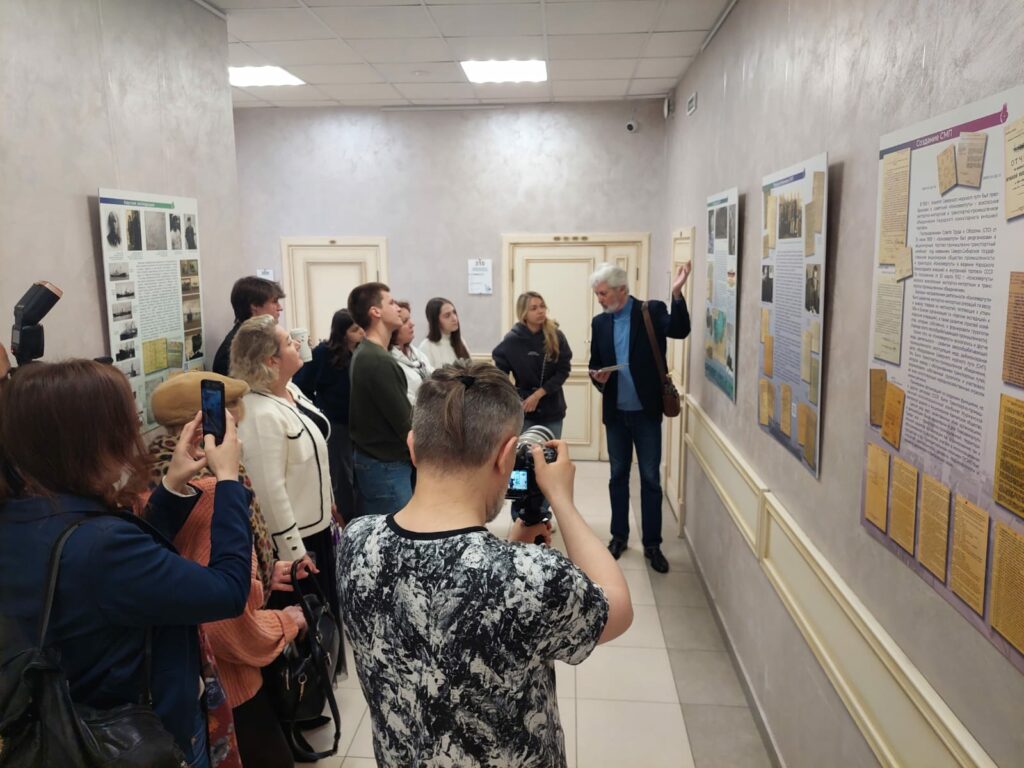 В Общественной палате РФ открылась выставка проекта «Неизвестные герои Севера»