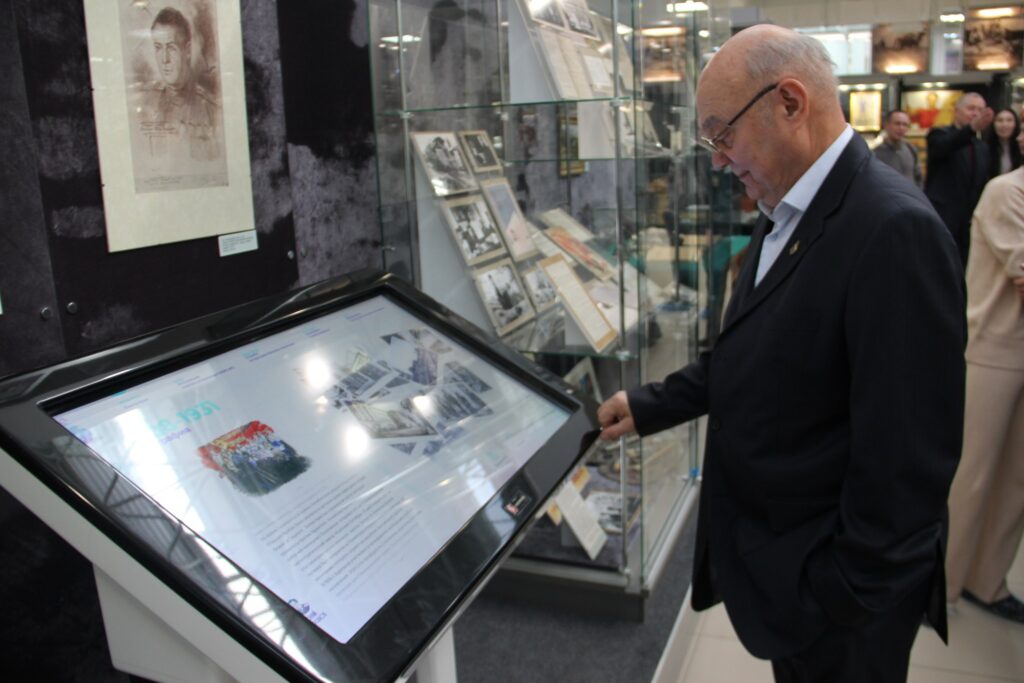 Мультимедийная выставка "Неизвестные герои Севера" теперь и в Саратове